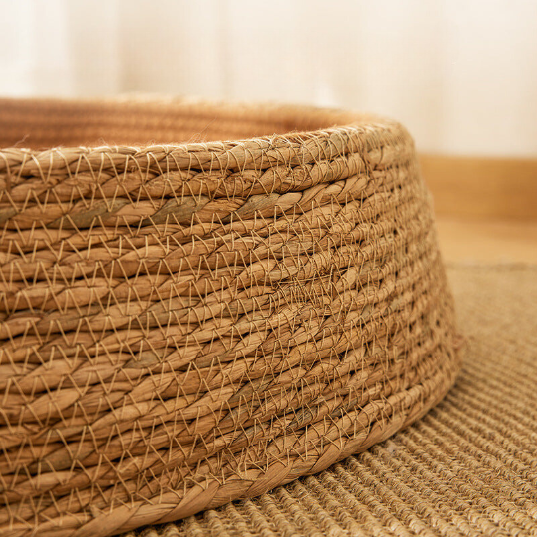 Hand-woven rattan cat scratching bed