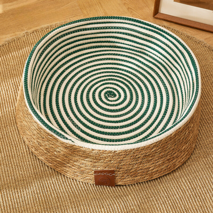 Hand-woven rattan cat scratching bed